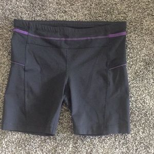 Athleta yoga/jog/bike shorts